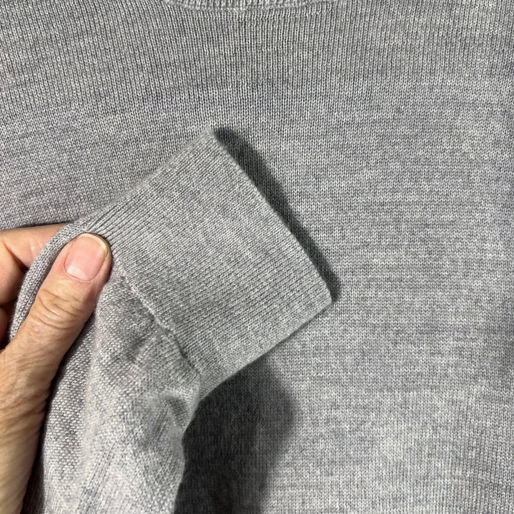 Banana Republic Merino Wool Turtle Neck Gray M NWOT